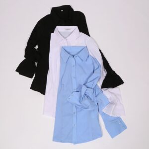 Ελαστικό πουκάμισο παρέλασης με πιέτα, μεσάτο, για κορίτσι. Βαμβακερή ποιότητα με λίκρα. Χρώματα: λευκό / σιέλ / μαύρο Νούμερο: από 10 έως 18 ετών